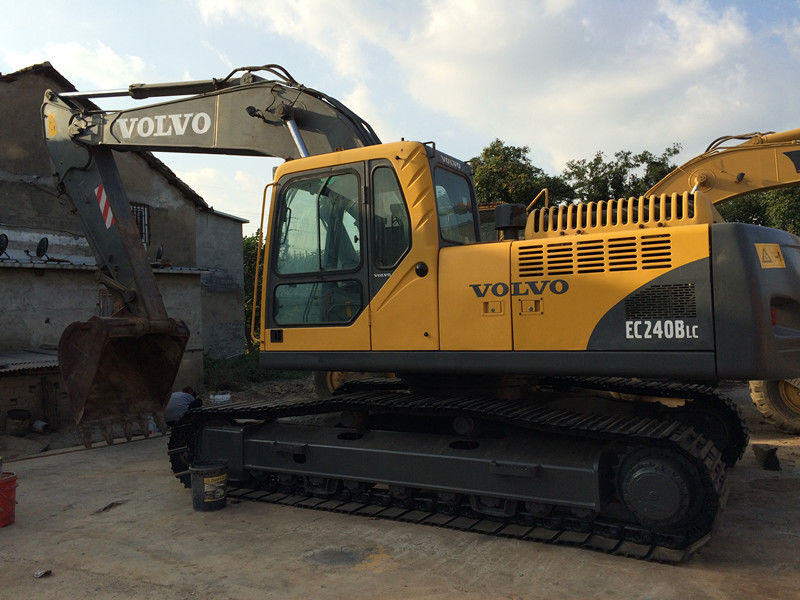 Long Reach Used Volvo Excavator EC240BLC 19.8ft Digging Depth With 6