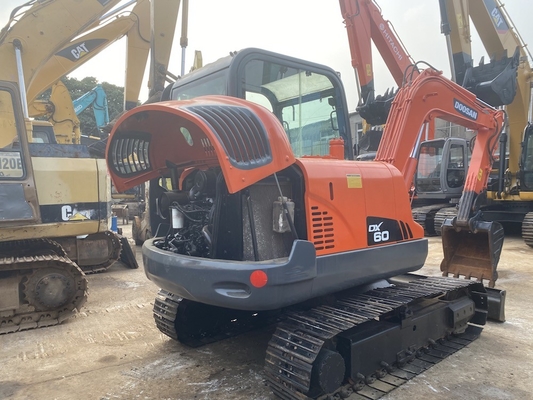 6 Ton Original Used Doosan DX60 Crawler Excavator With 39.7KW Engine Power And 0.21m3 Bucket Capacity