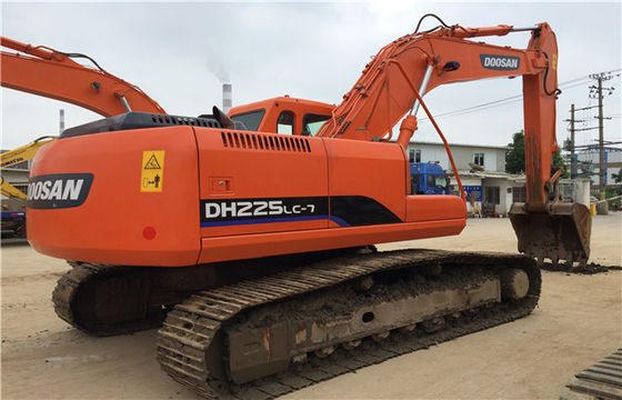 22 Ton Original Used Doosan DH225 Crawler Excavator With 0.39-1.49 m3 Bucket Capacity