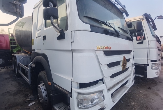 Second Hand SINOTRUK HOWO Concrete Mixing Truck 6x4 380HP Used Concrete Mixer Truck